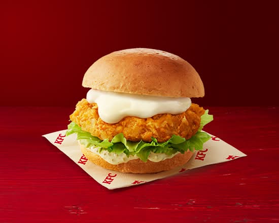 チーズにおぼれるフィレバーガー(モッツァレラ入り) Fillet Burger Drowning in Cheese With Mozzarella