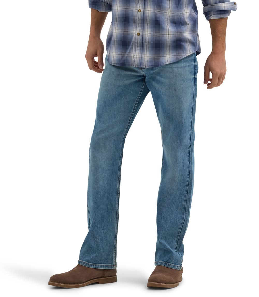Wrangler Men's Relaxed Fit BLUE Denim Jean work pants ( 34 x 32 )