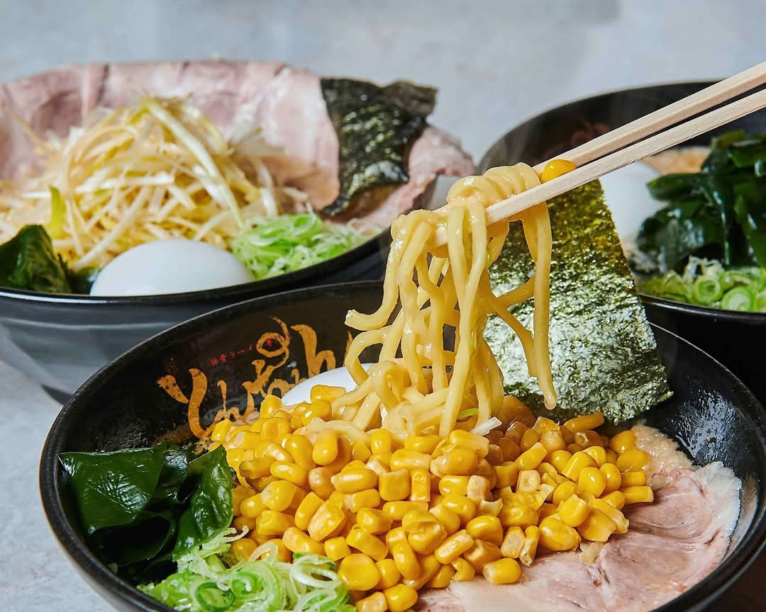 豚骨ラーメン専門店 とんちゃん 鎌ヶ谷初富店 
