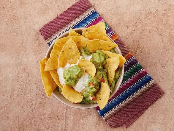 Nachos con Guacamole