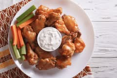 Wing Nut wings & things (3517 N Spaulding Ave)