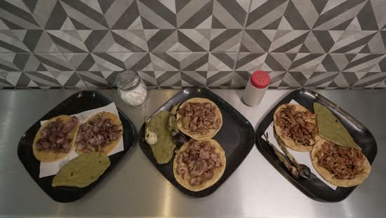 EL PAISA TAQUERIA