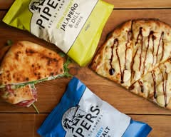 Luca loves Pizza @ Elles's