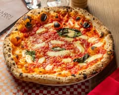 Pizzería Y Comidas Rápidas (Quito)