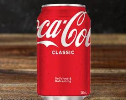 Coke (330ml can)