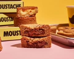 Moustache Milk & Cookie Bar