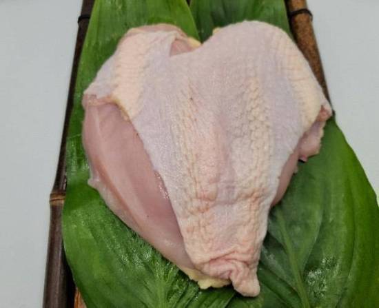 土雞胸肉(帶皮)1付(真空冷凍)約450~550克