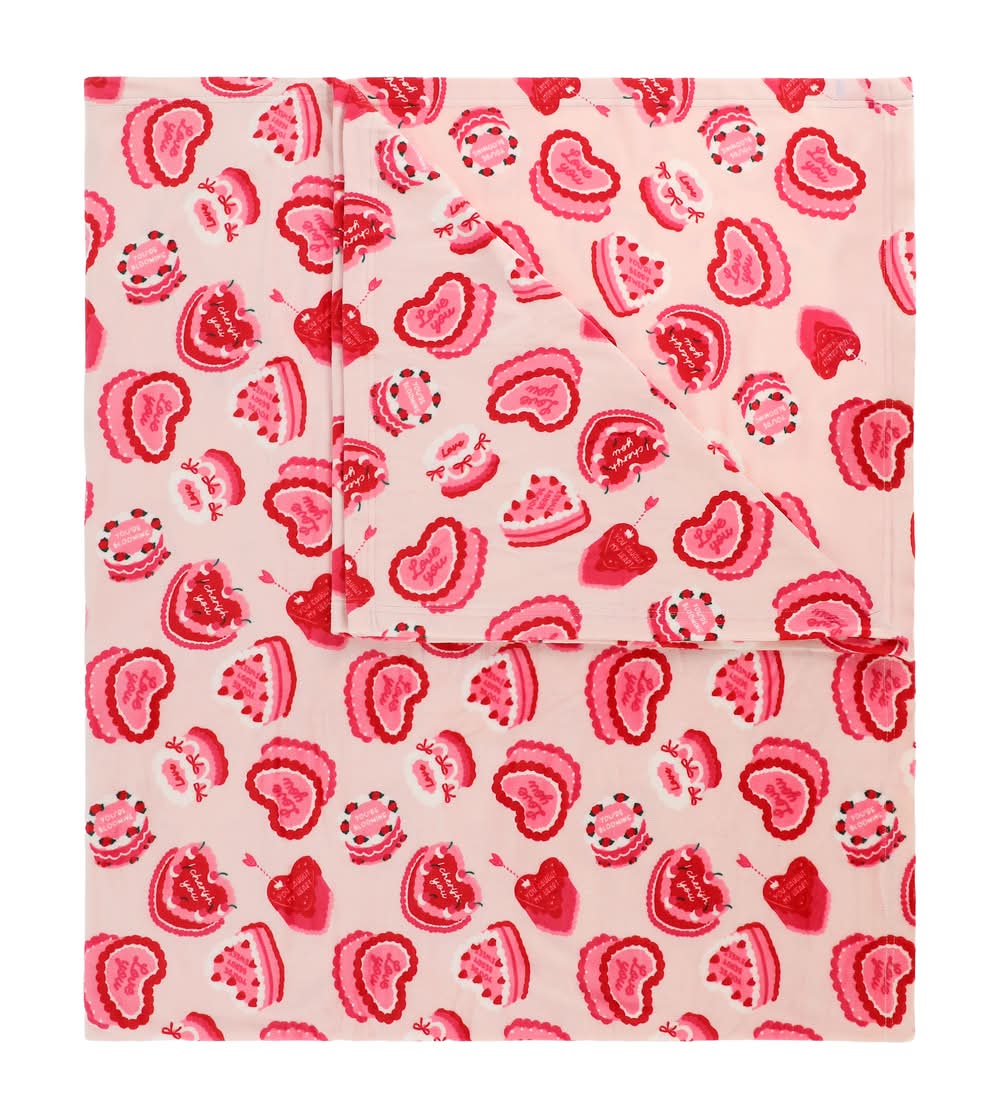 Plush Blanket 50inx60in Valentines Cake