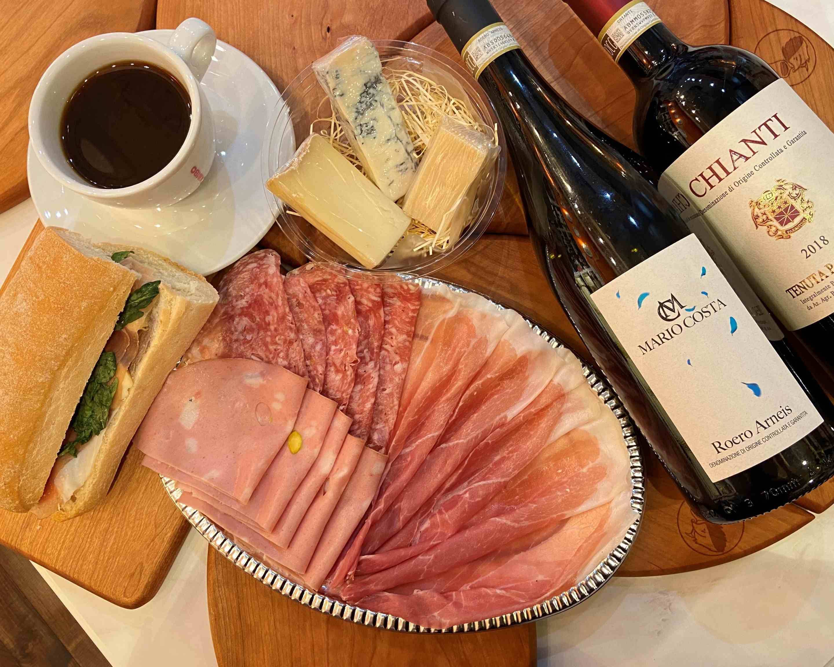 イタリア食材（生ハム&チーズ＆パニーニ＆ワイン）専門店 エノパニーノ