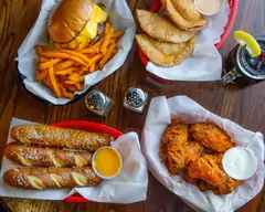 Santo's Burger