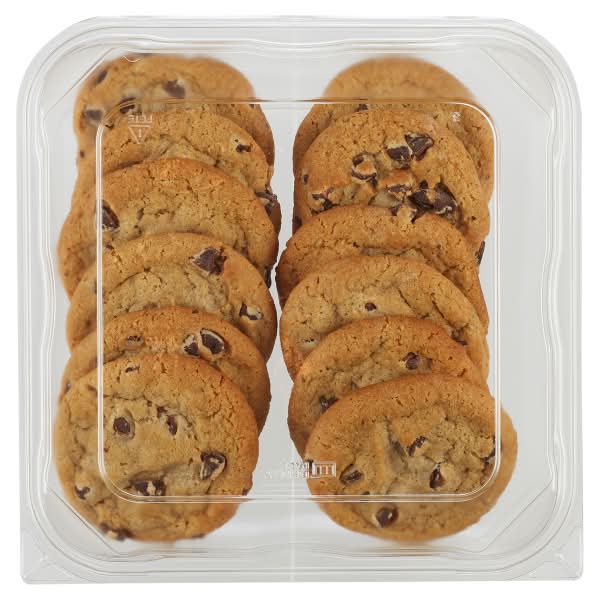 Fresh From Meijer Ultimate Chocolate Chip Cookies (12 ct)