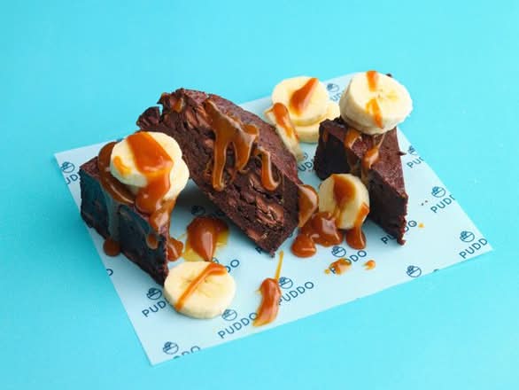 Loaded Brownie & Banana and Salted Caramel (V) - Delivery