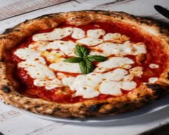 Gusto Pizzeria Napoletana (Tulum)