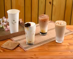 初沏茶飲小港店 chuchi