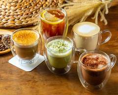 梁辰云云咖啡館