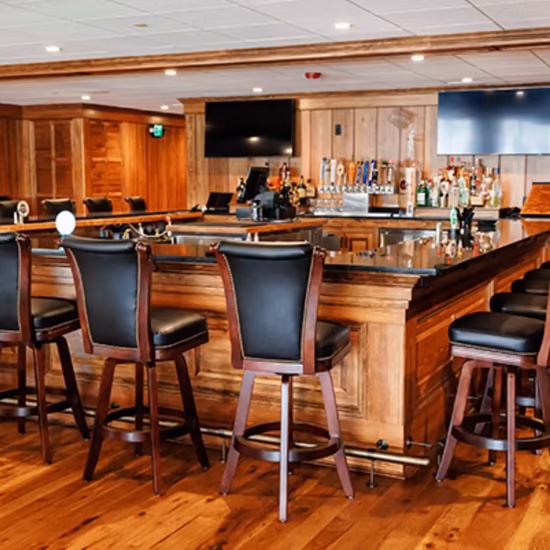 Sal'sBirch Bar and Pasquaney Restaurant