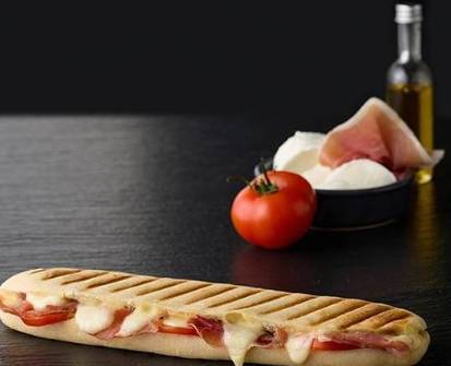 Panini Jambon cru Mozzarella Pesto