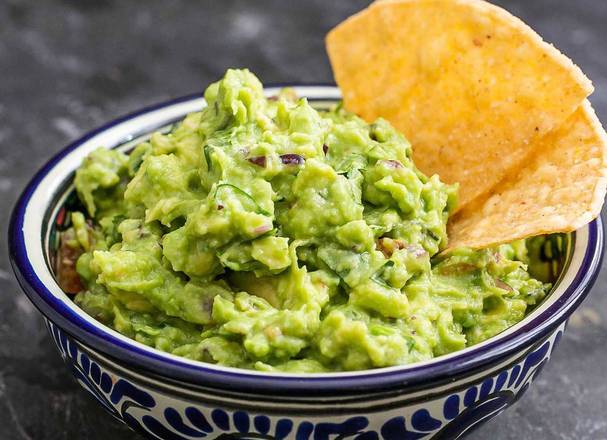 Crispy chips and Guamcamole  