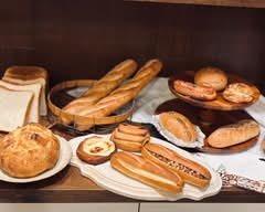 サンサンベーカリー sansanbe-kari-