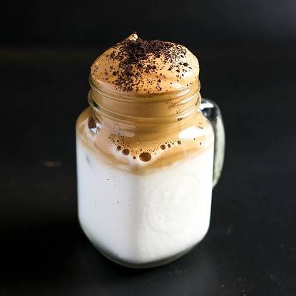 Dalgona Whipped Caffe Latte 咖啡泡沫拿鐵