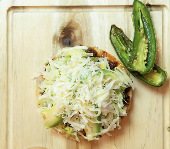 Chicken Tostada (Pollo)