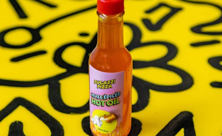 Bouteille d'huile épicée Fugazzi / Bottle of Fugazzi spicy oil