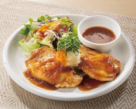 若鶏のグリ��ル おろしオニオンソース Grilled chicken with grated onion sauce