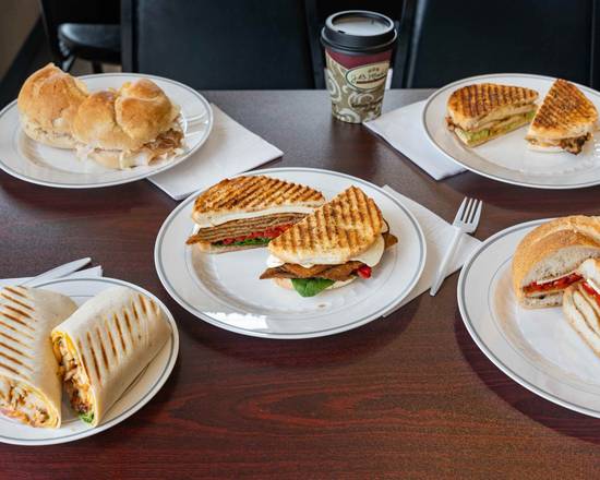 Shelly's Deli