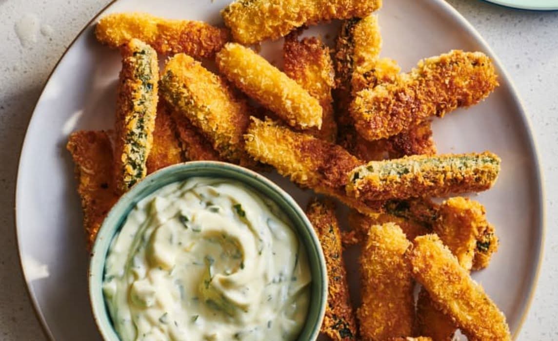 Zucchini Sticks (8 Pcs)