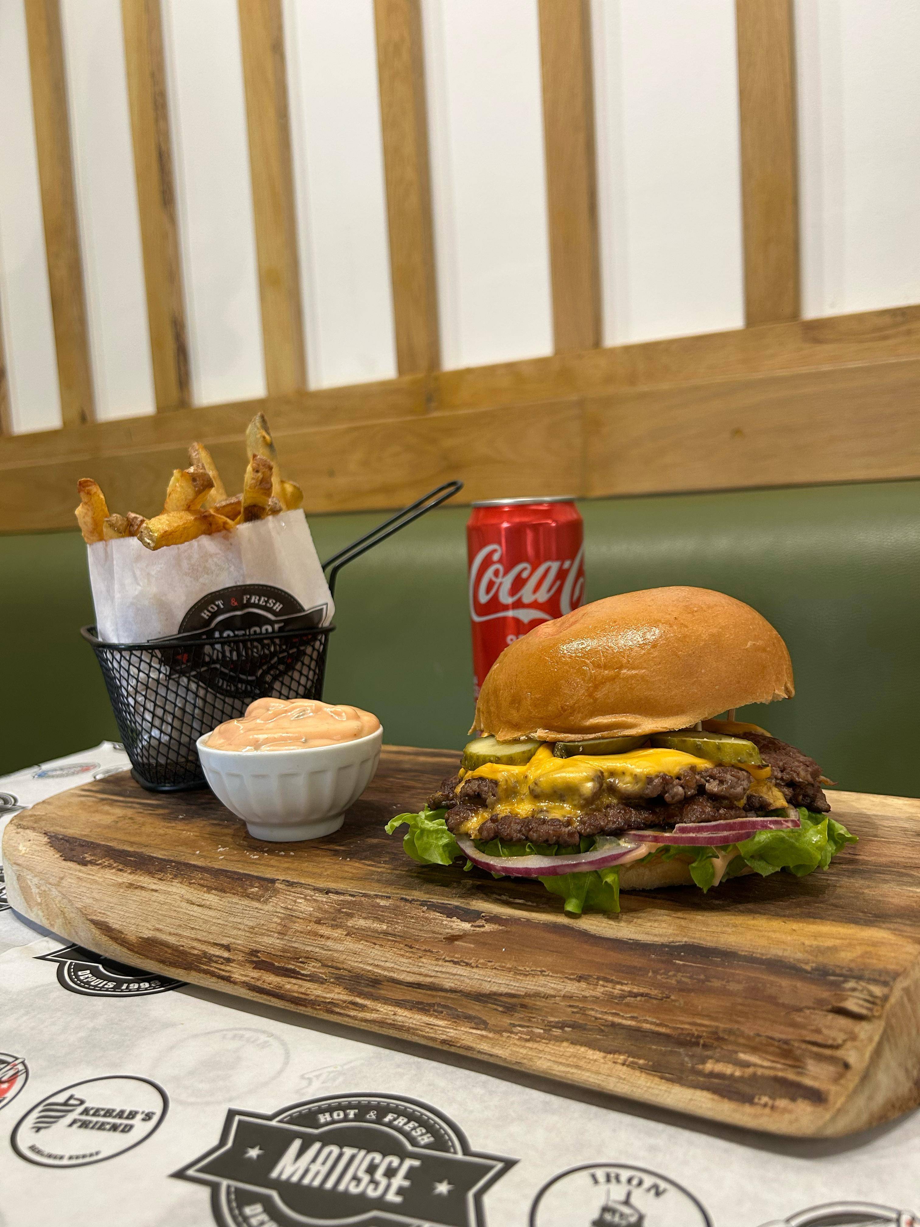 IRON SMASH BURGER   🍔+🍟+🥤