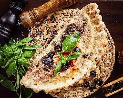 Pizza calzone souflée