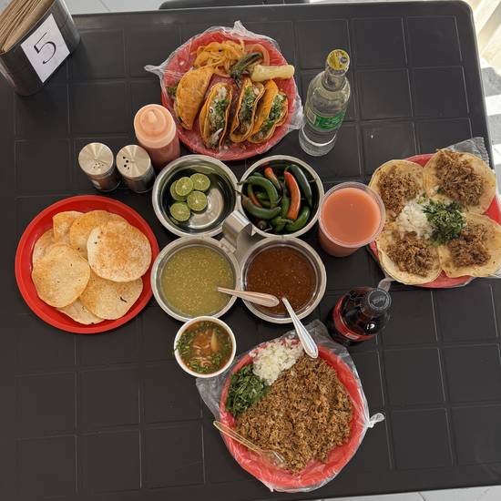 Tacos De Birria De Res MAURI (Guadalajara)