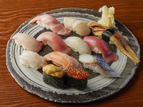 煌（きらめき） 12貫 Kirameki (12 Pieces)