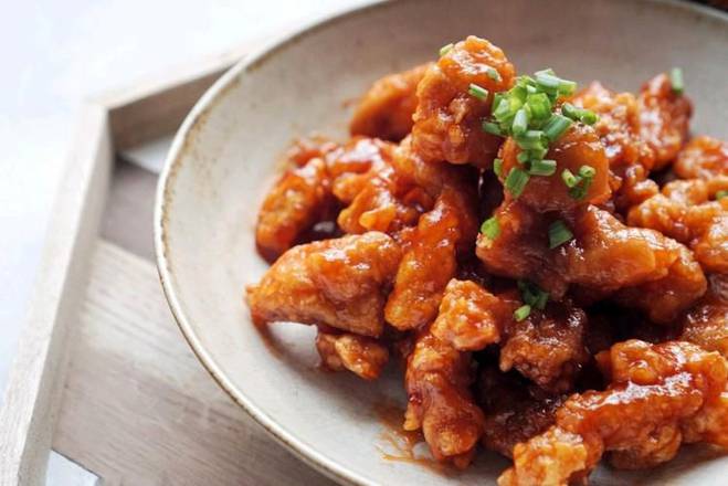 C9. General Tsaos Chicken (Gluten Free) C9.左宗鸡（不含麸质）