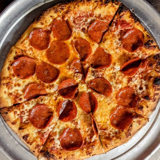 16" Pepperoni pizza