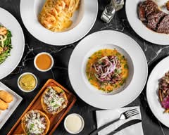 El Mani Restaurant & Salsa Bar.