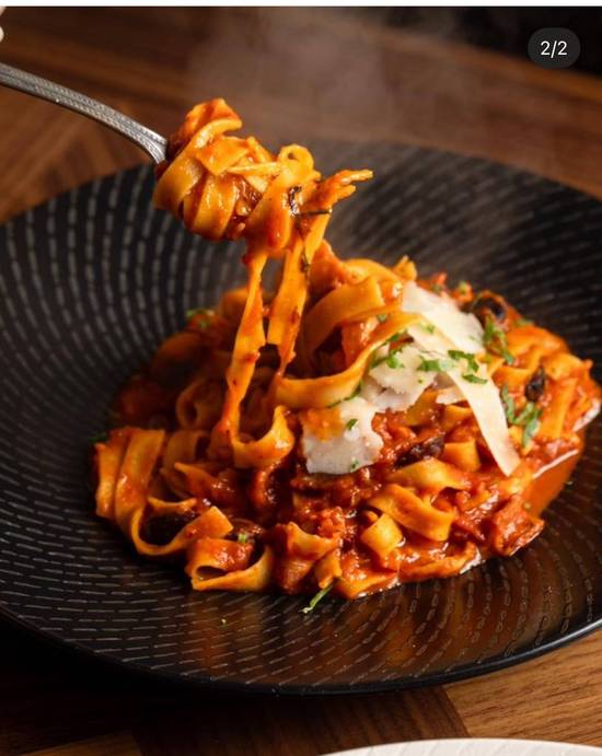 Fettucini Amatriciana 