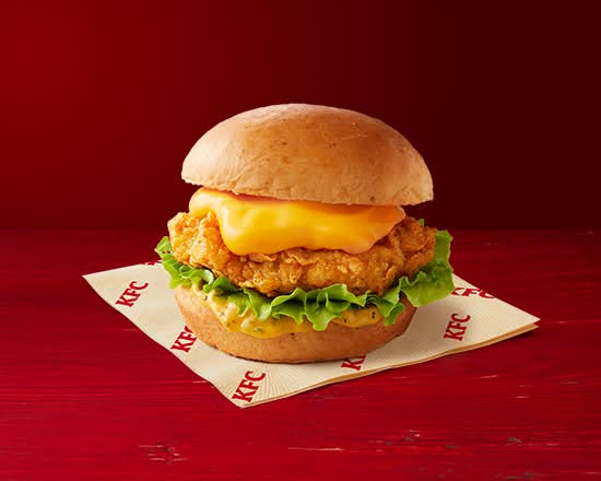 チーズにおぼれるフィレバーガー(チェダー入り) Fillet Burger Drowning in Cheese With Cheddar