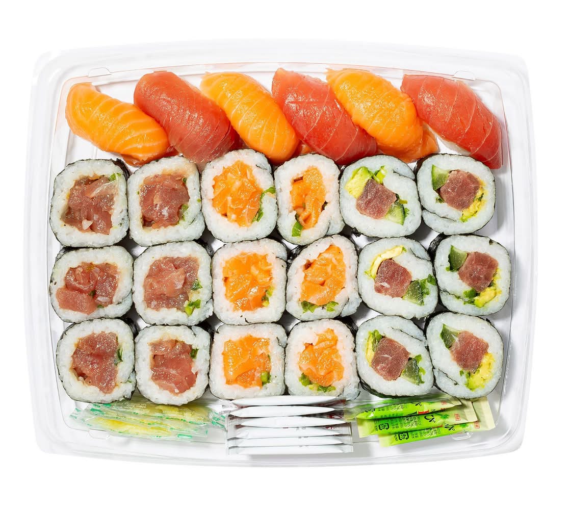 Combo Maki Et Nigiri Sushi Au Thon Et Au Saumon, 24 Pièces / Tuna And Salmon Maki And Nigiri Sushi Combo, 24 Pieces