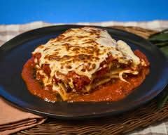 Nonna's Table (75 Consumers Dr Unit D2)