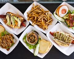 Hot Diggity Dogs (1001 S State St)