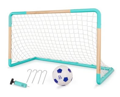 B. toys Glow-In-The-Dark Soccer Set 3+ Year, 14x25 in
