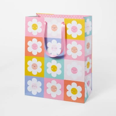 Spritz Girl's Birthday Gift Bag, M