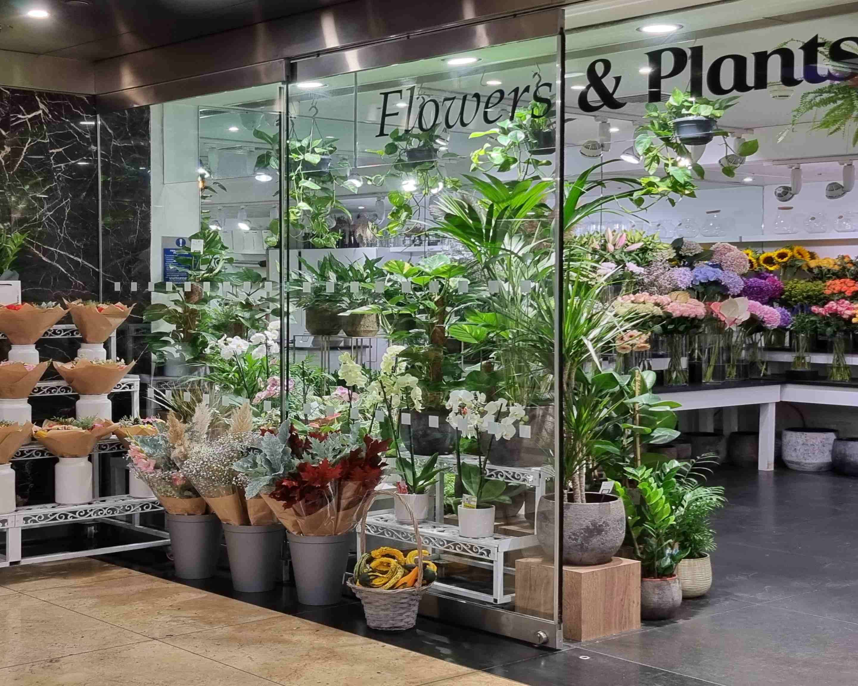 Flowers & Plants Co. Canary Wharf Menu Takeaway in London