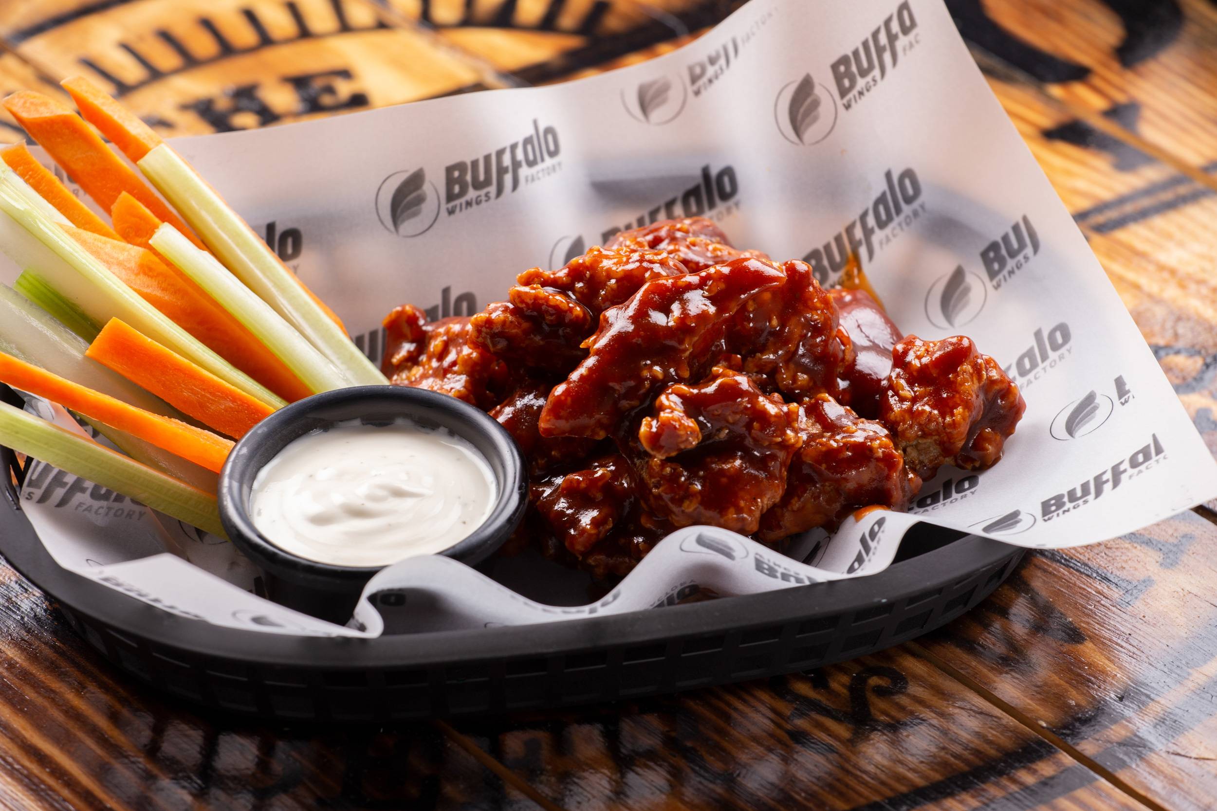 Compartir 84+ imagen boneless buffalo wings receta Thptletrongtan.edu.vn