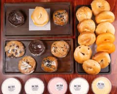 Elaine's Bagels (3879 Rochester Rd)