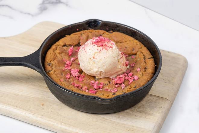 Chocolate Chip Cookie Skillet