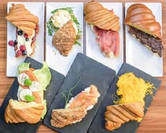 Crossfades Cafe Bakery Cart