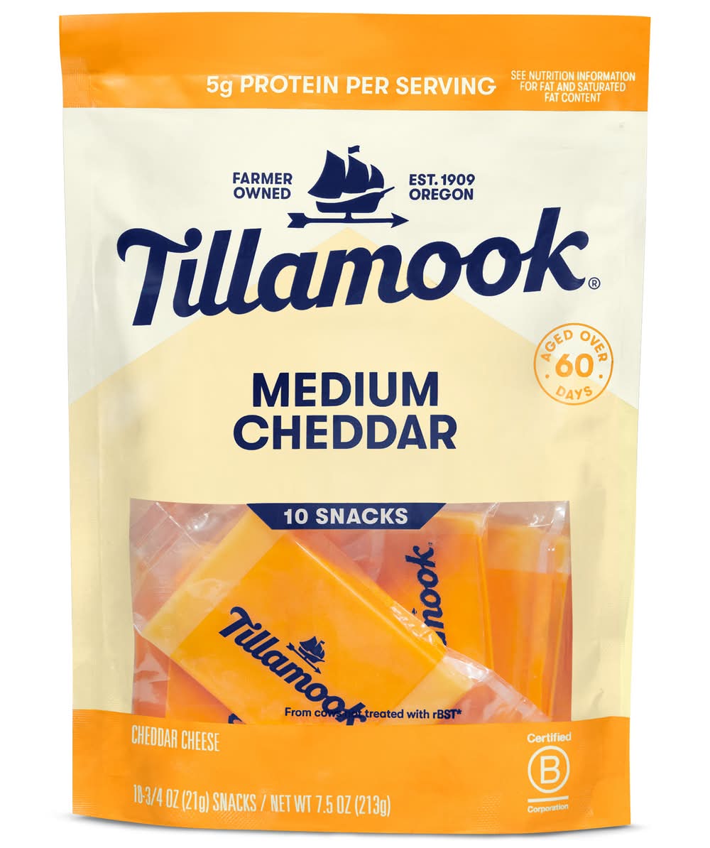 Tillamook Medium Cheddar Cheese Snacks (10 x 0.75 oz)