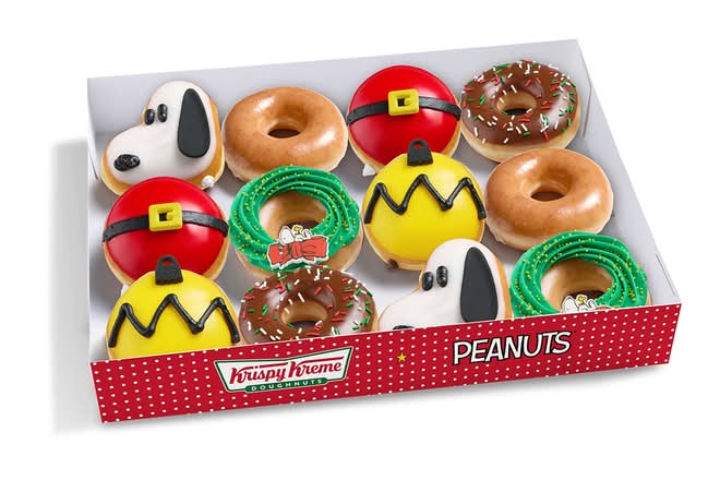 Peanuts Christmas Specialty Dozen